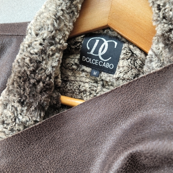 Dolce Cabo asymmetrical faux fur vest - Picture 3 of 10